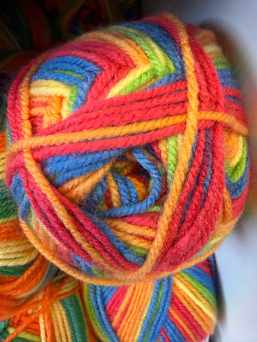 Cygnet Pato Everyday Prints 100g DK - Rainbow