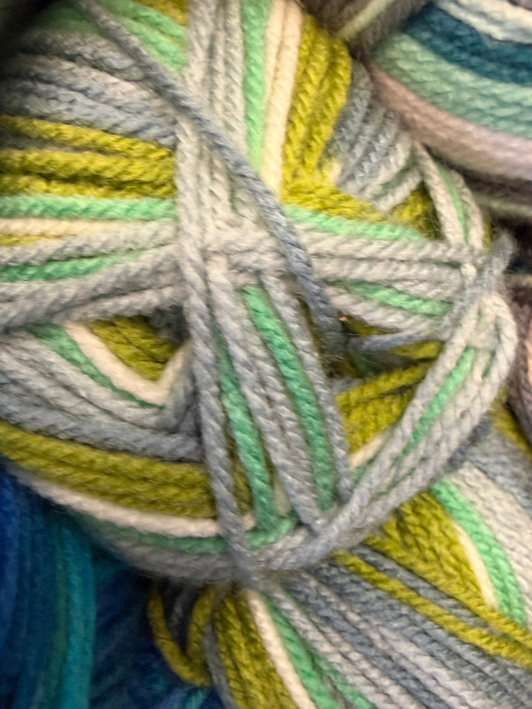 Cygnet Pato Everyday Prints 100g DK - Meadow