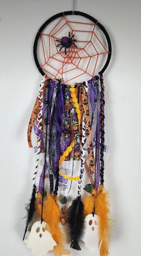 Halloween macrame web - Saturday 26th October (all ages) 10.30-12.30