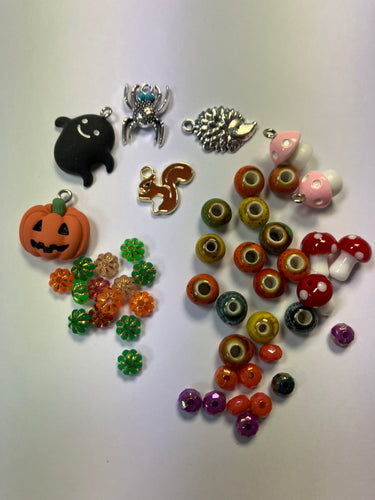 Halloween Jewellery - all ages, Wednesday 29th October 1pm-3pm