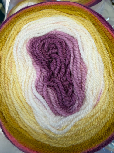 Curl Cake DK 150g - Butterscotch