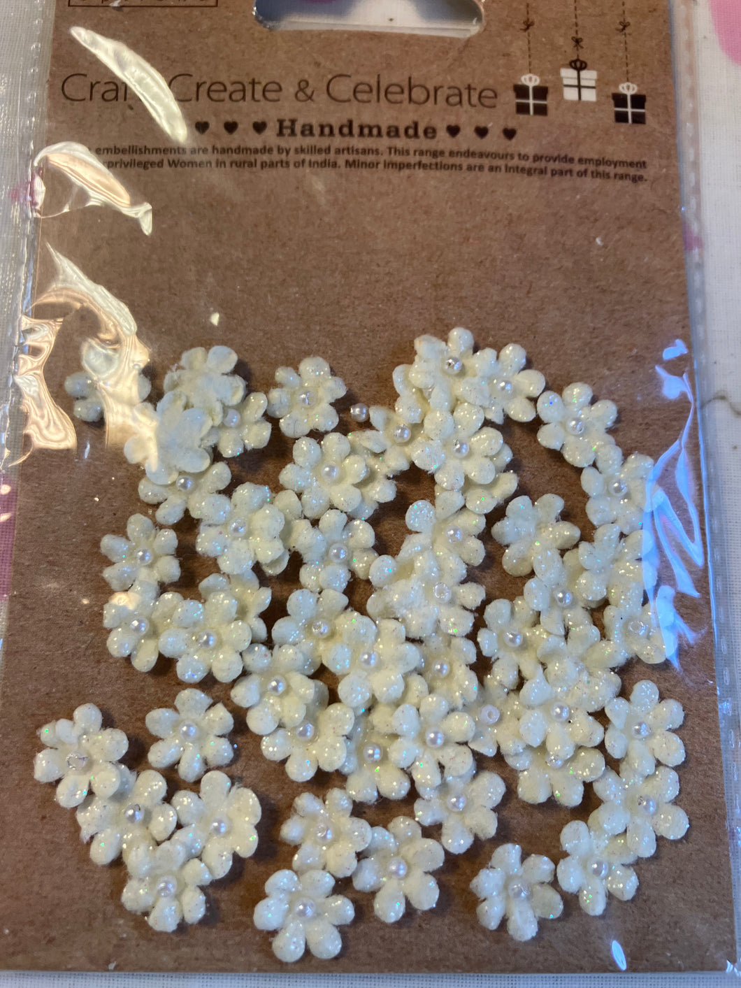 Mini Ivory paper glitter flowers with pearl centre x60