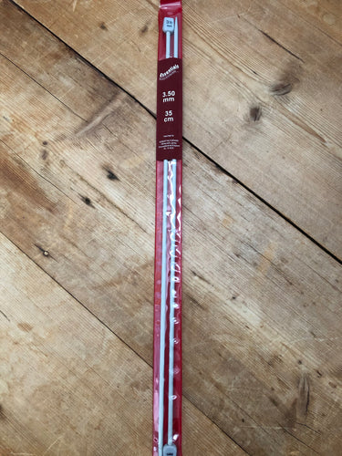 Knitting Needles - 3.5mm