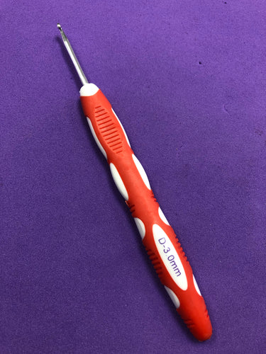 Size 3.0 crochet hook